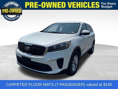 Used 2019 Kia Sorento LX image 1