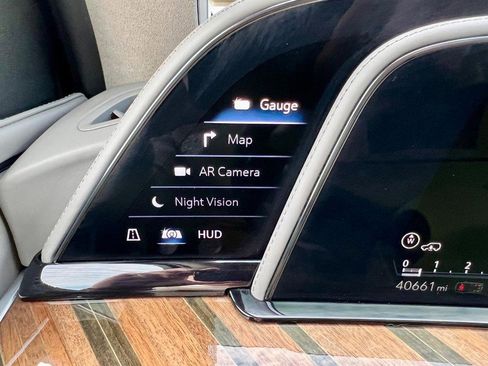 Used 2021 Cadillac Escalade Sport Platinum image 29