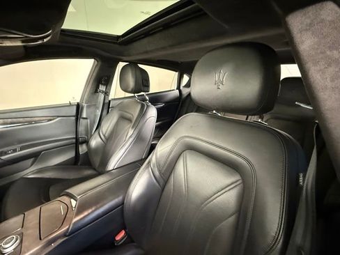 Used 2017 Maserati Quattroporte S GranLusso image 7