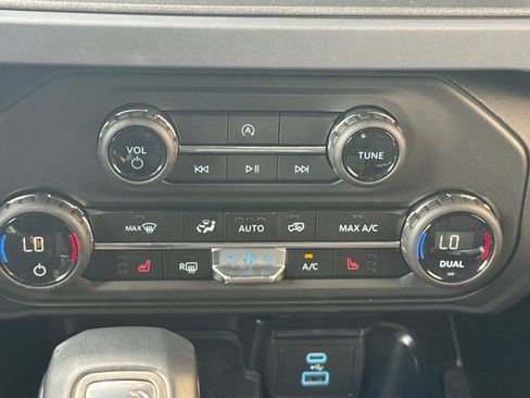 Used 2025 Ford Bronco Big Bend image 22