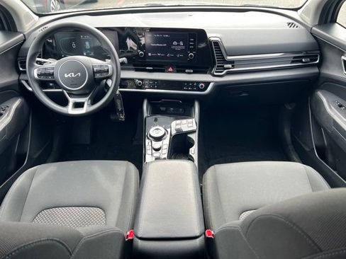 Certified 2023 Kia Sportage LX image 10
