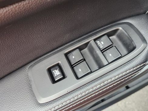 Used 2023 Ford Ranger Lariat w/ Tremor Off-Road Package image 30