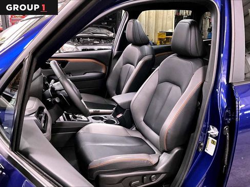 Certified 2025 Subaru Forester Sport image 7