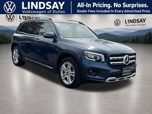 Used 2021 Mercedes-Benz GLB 250 4MATIC image 1