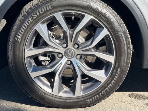 Used 2024 Acura MDX SH-AWD w/ Technology Package image 10