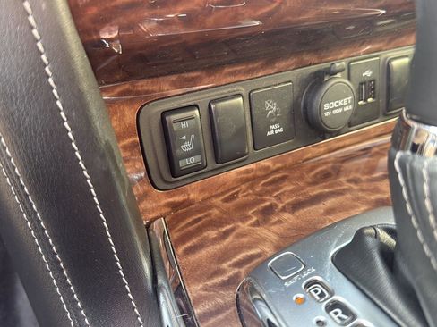 Used 2020 Nissan Armada SL w/ Premium Package image 28