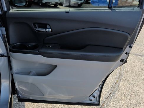 Used 2019 Honda Pilot Touring image 34