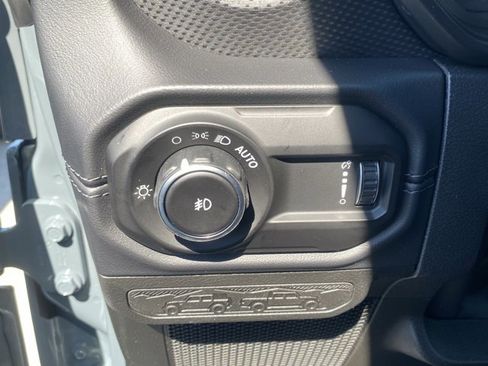 New 2025 Jeep Wrangler Rubicon w/ Technology Group image 26