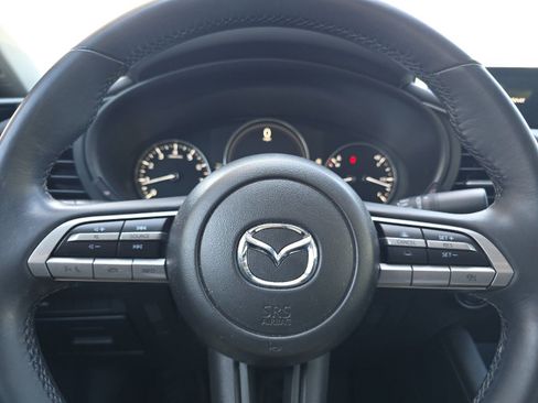 Used 2023 MAZDA MAZDA3 s FWD image 21