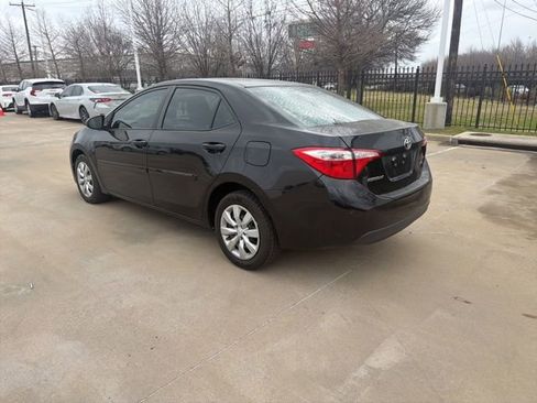 Used 2016 Toyota Corolla LE image 2