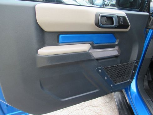 Used 2023 Ford Bronco Wildtrak AWD/4WD image 15