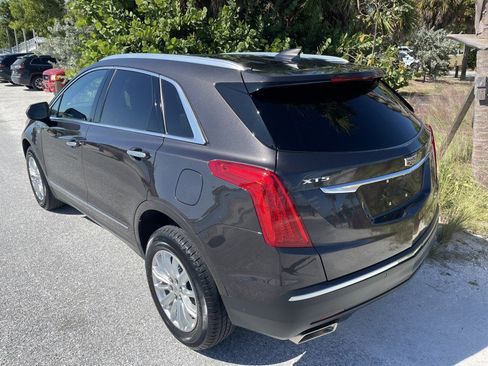Used 2019 Cadillac XT5 FWD image 32