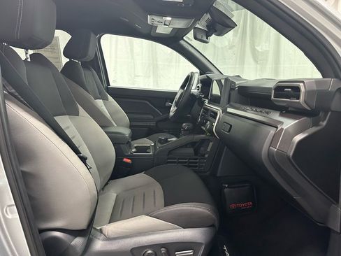 Used 2025 Toyota Tacoma TRD Off-Road w/ TRD Off Road Upgrade Package image 58