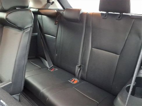 Certified 2022 Toyota Highlander XLE image 9