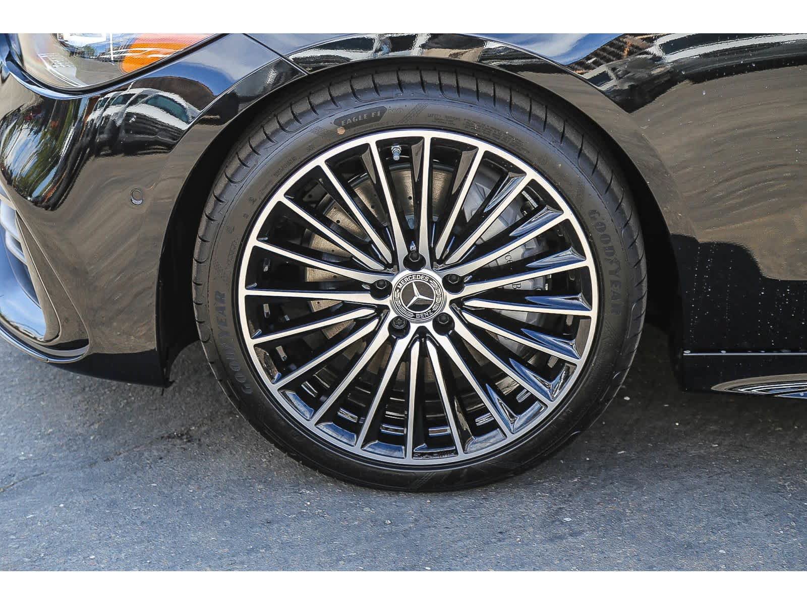 New 2026 Mercedes-Benz C 300 4MATIC Sedan image 9