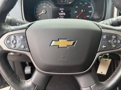Used 2022 Chevrolet Colorado Z71 w/ Safety Package RWD image 22