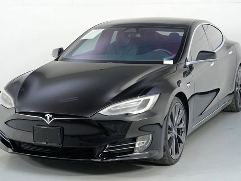 Used 2019 Tesla Model S 100D image 47