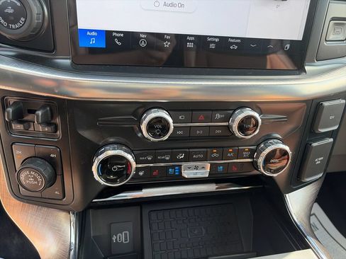 Used 2025 Ford F150 King Ranch AWD/4WD image 24