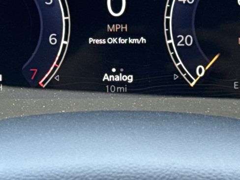 New 2026 Jeep Grand Cherokee Limited RWD image 23