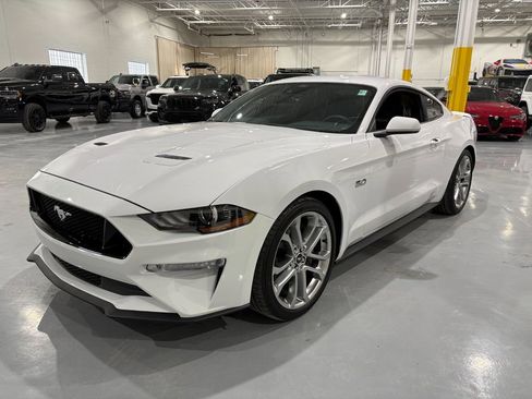 Used 2021 Ford Mustang GT Premium image 3
