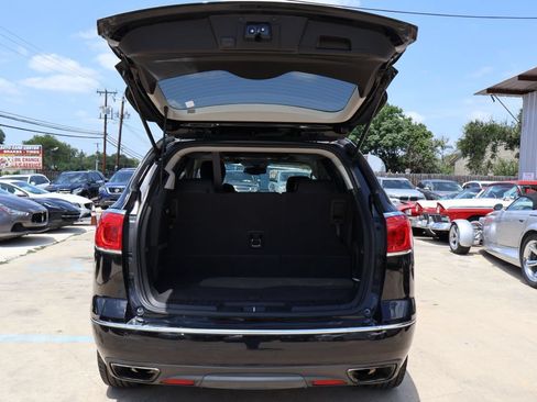 Used 2017 Buick Enclave Premium w/ Enclave Sport Touring Edition FWD image 22