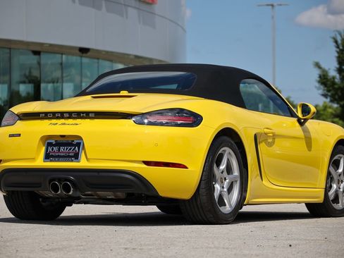 Certified 2024 Porsche 718 Boxster RWD image 13