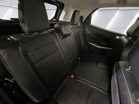 Used 2021 Ford EcoSport Titanium image 16
