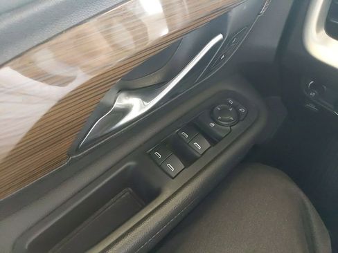 Used 2019 GMC Terrain SLE w/ Driver Convenience Package FWD image 26