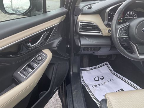 Used 2023 Subaru Outback Limited image 2