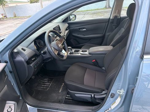 Used 2025 Nissan Sentra SV w/ Trunk Package FWD image 12