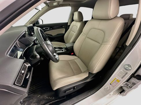 Used 2022 Honda Civic Touring image 13