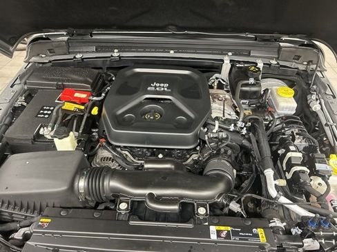 Used 2023 Jeep Wrangler Sport S image 9