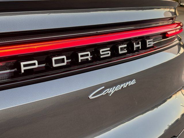 Certified 2026 Porsche Cayenne Coupe AWD/4WD image 27