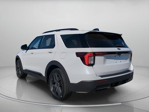 New 2026 Ford Explorer ST-Line w/ ST-Line Street Pack image 21