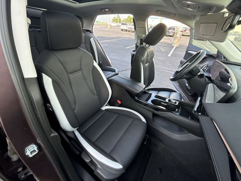 Used 2024 Buick Envision Sport Touring AWD/4WD image 25