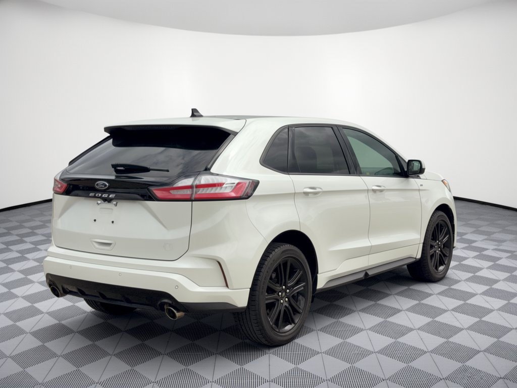 Used 2021 Ford Edge ST-Line FWD image 9