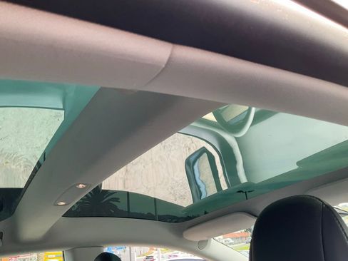 Used 2023 Tesla Model 3 Standard Range image 58