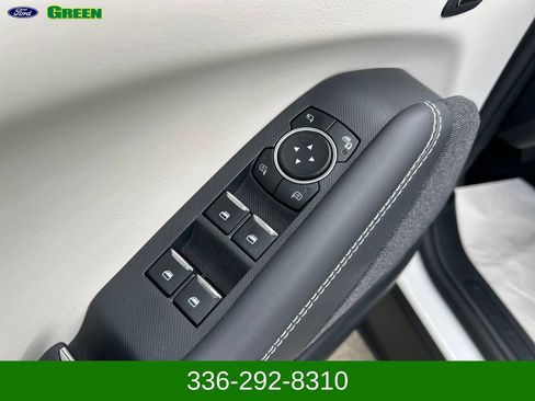 Used 2025 Ford Mustang Mach-E Premium AWD/4WD image 12