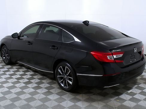 Used 2021 Honda Accord EX-L image 9