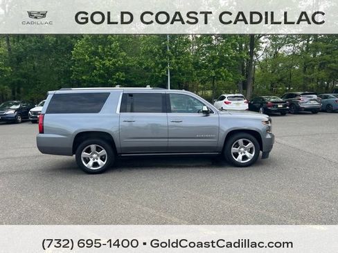 Used 2019 Chevrolet Suburban Premier AWD/4WD image 4