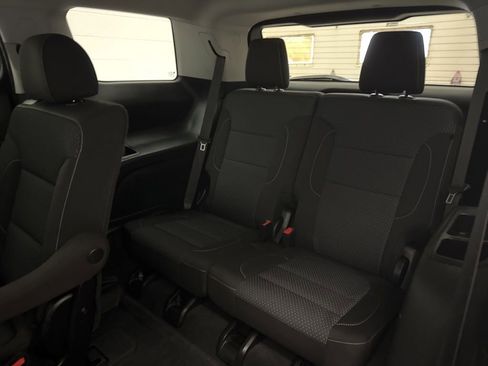 Used 2023 GMC Acadia SLE w/ Driver Convenience Package FWD image 46