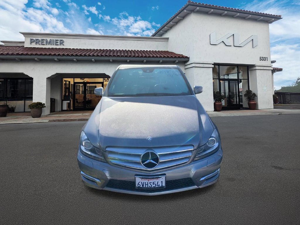 Used 2012 Mercedes-Benz C 250 Sedan image 3