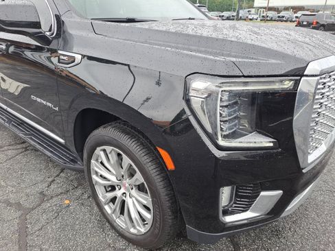 Used 2023 GMC Yukon XL Denali AWD/4WD image 16