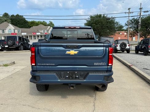 Used 2025 Chevrolet Silverado 2500 High Country w/ High Country Premium Package AWD/4WD image 7