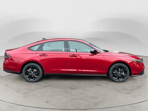 New 2025 Honda Accord SE image 6