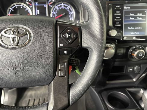 Used 2021 Toyota 4Runner TRD Off-Road image 21