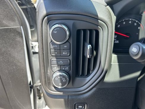 Used 2024 GMC Sierra 1500 Pro w/ Graphite Edition AWD/4WD image 18