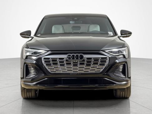 Used 2024 Audi Q8 e-tron Premium Plus w/ Premium Plus Package AWD/4WD image 8