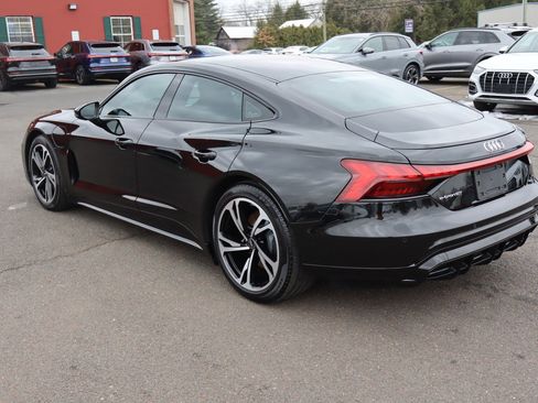 Used 2022 Audi e-tron GT Premium Plus w/ Performance Package image 7