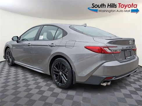 New 2026 Toyota Camry SE image 4